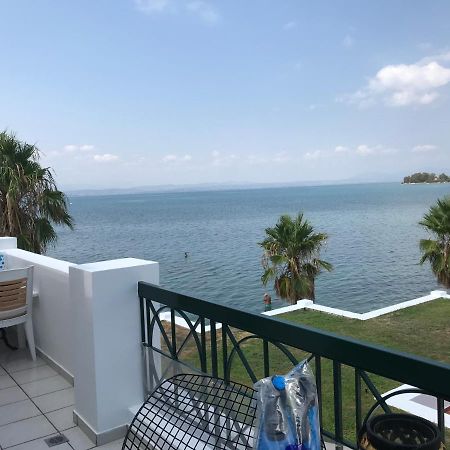 Eretria Divine Sea View Apartment Екстериор снимка